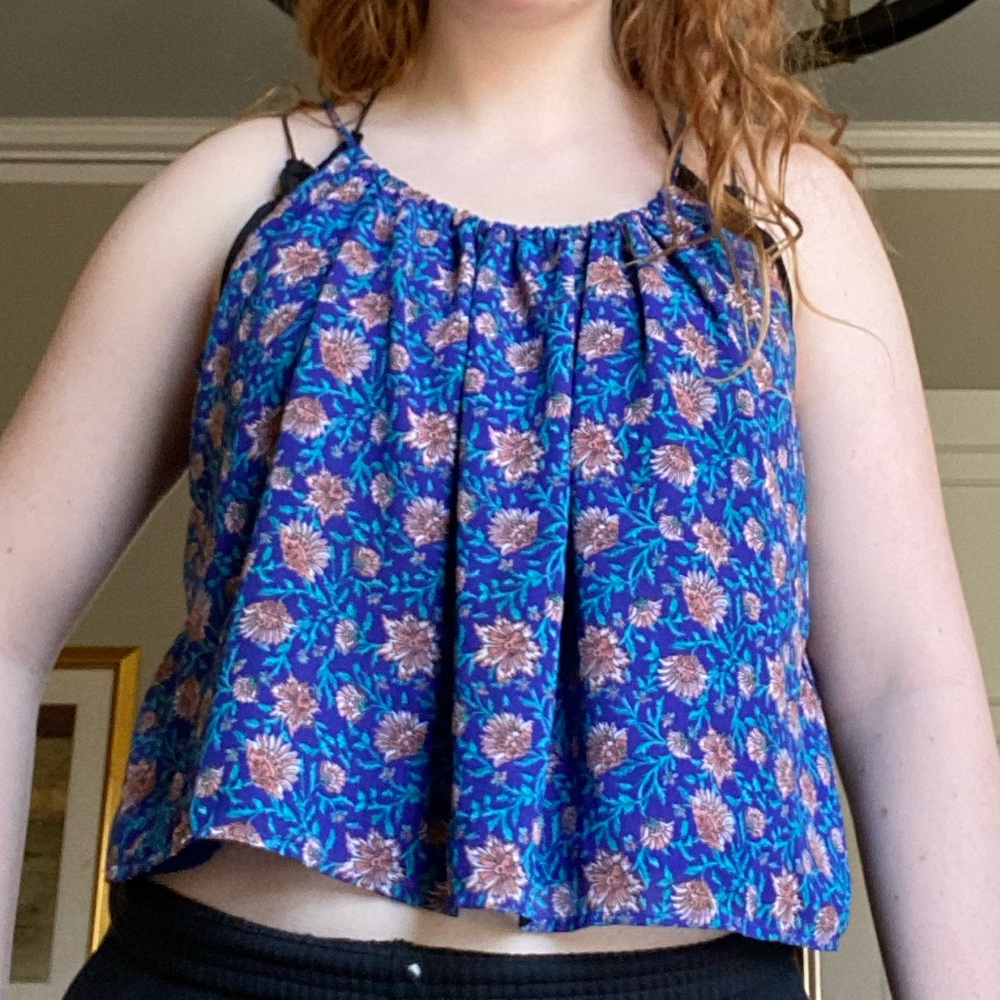 Floral flowy tank
